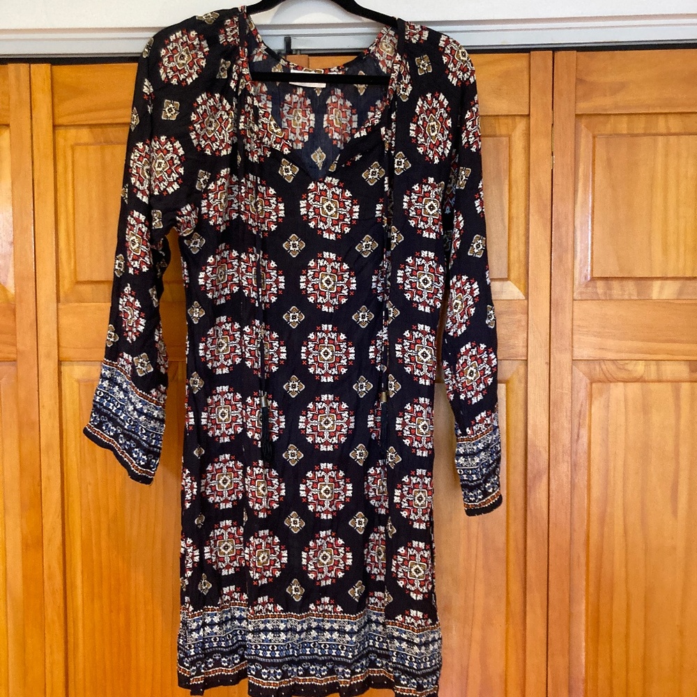 Boho Flowy Long Sleeve Midi Dress Made in India in Size Medium Red and Blue, RD